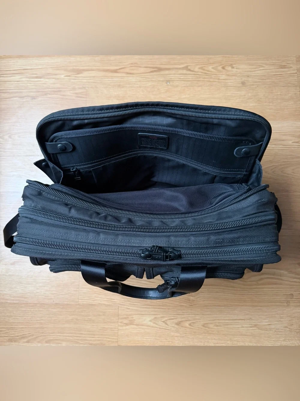 Tumi vintage alpha